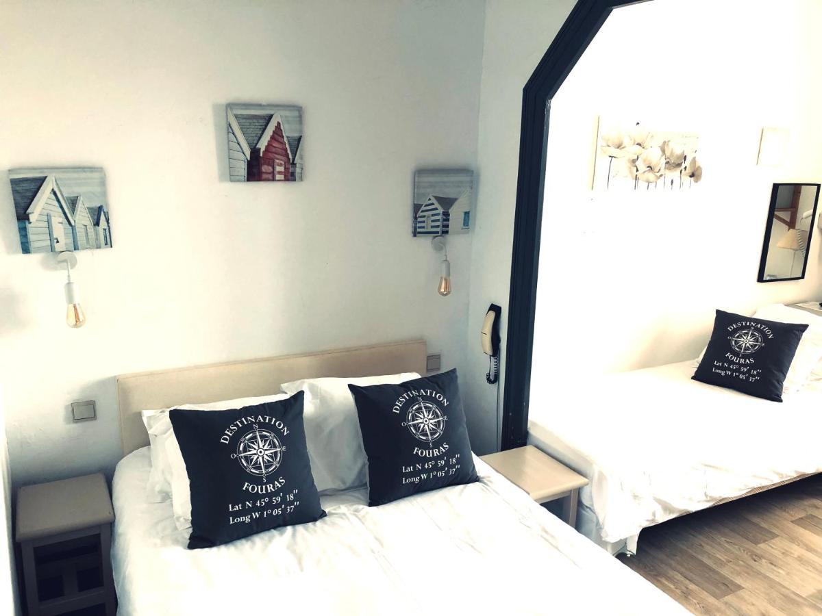 Hotel 2 Etoiles Et Restaurant Le Galet Bleu Фура Екстериор снимка