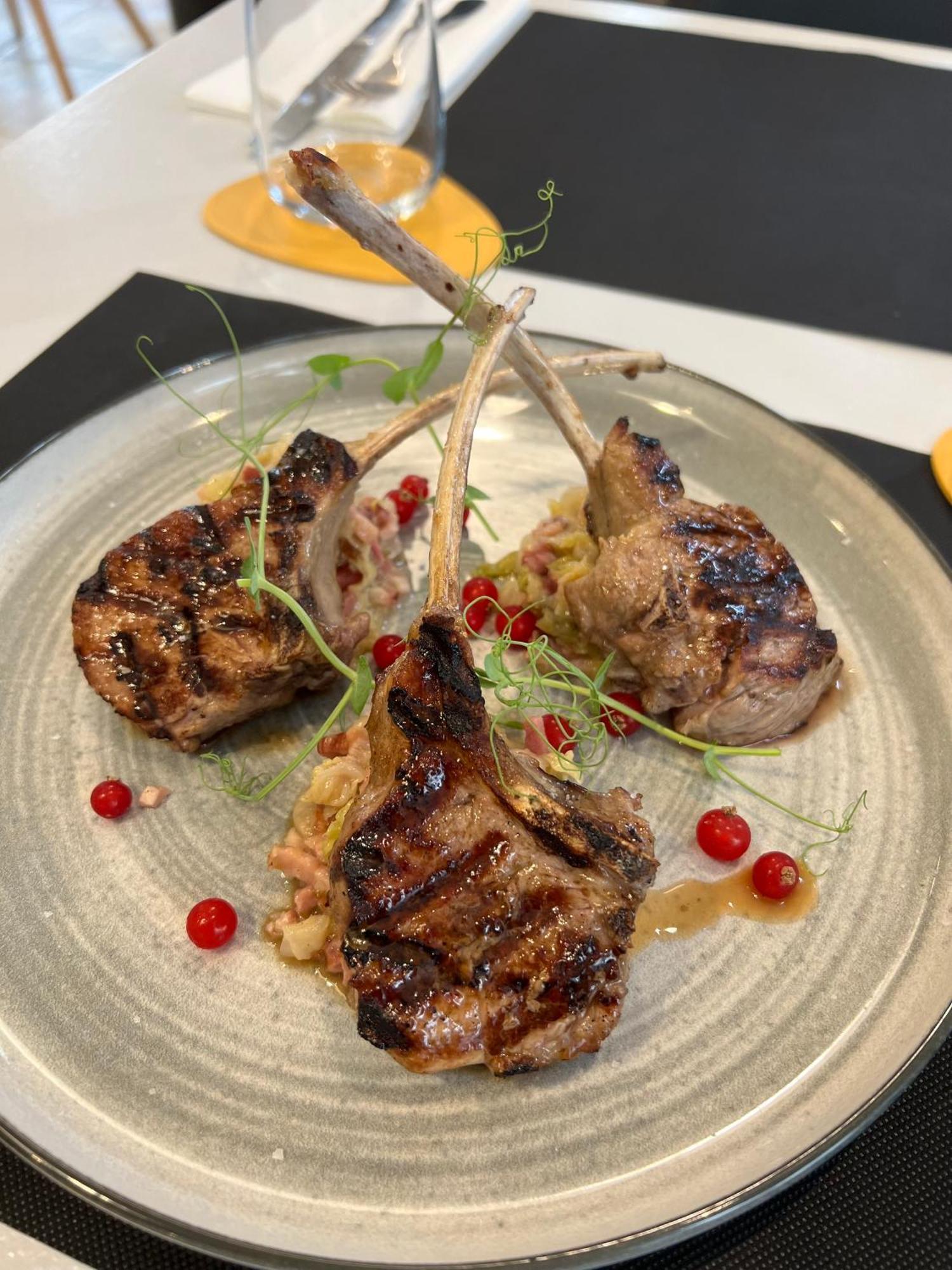 Hotel 2 Etoiles Et Restaurant Le Galet Bleu Фура Екстериор снимка